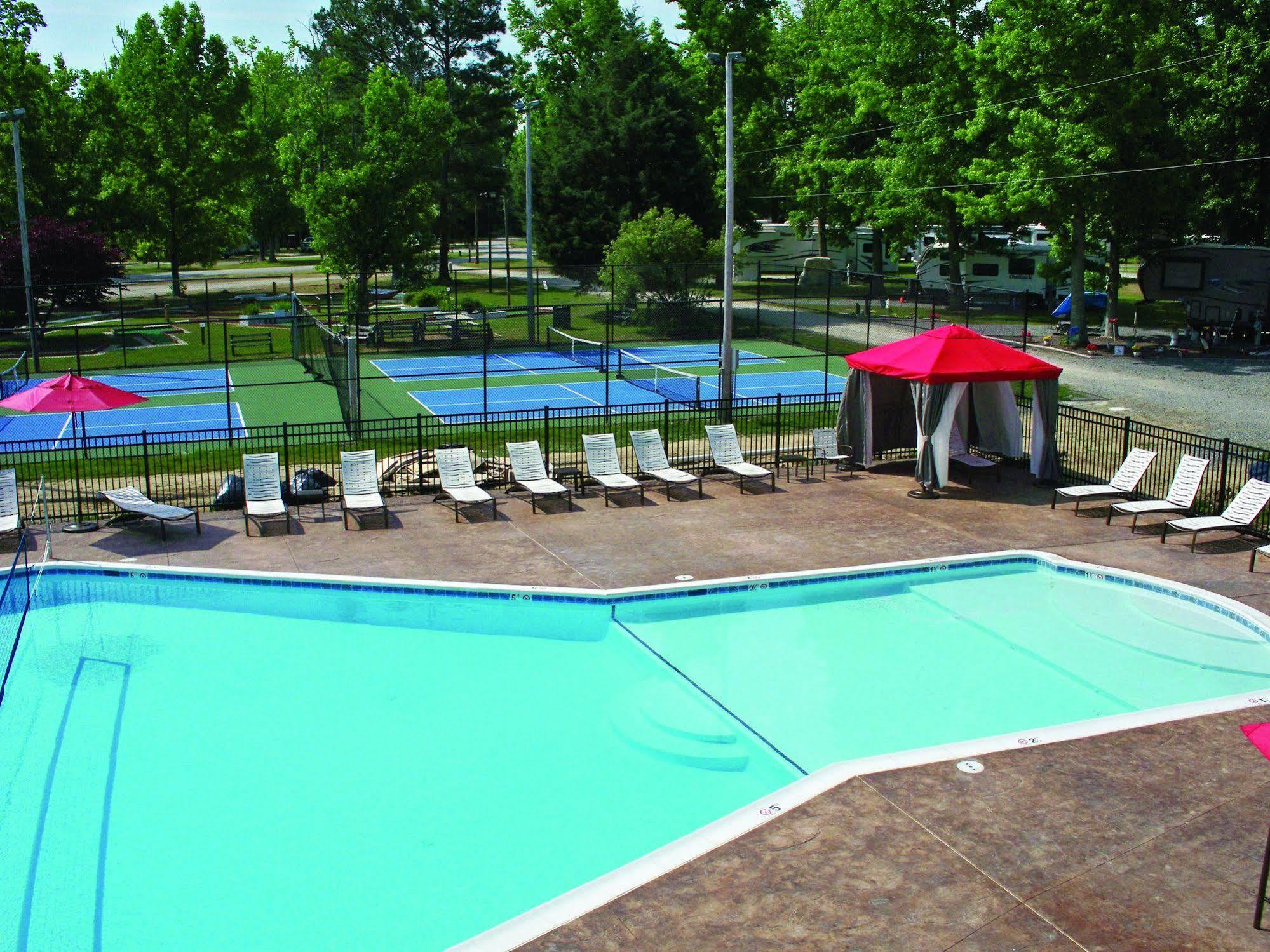 °HOTEL CHESAPEAKE BAY RV RESORT THOUSAND TRAILS - CAMPGROUND GLOUCESTER ...